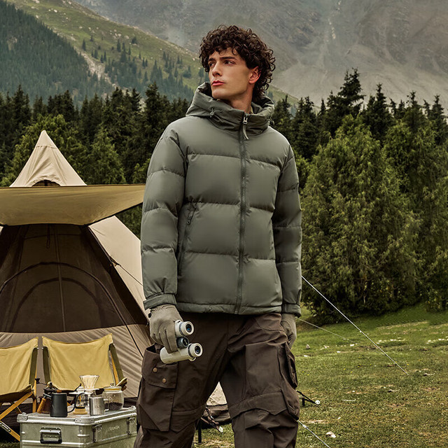 坦博尔 羽绒服男短款宽松休闲90绒连帽外套潮冬装