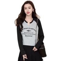 时尚印花洋气减龄别致小V领舒适显瘦春季女式长袖T恤短款