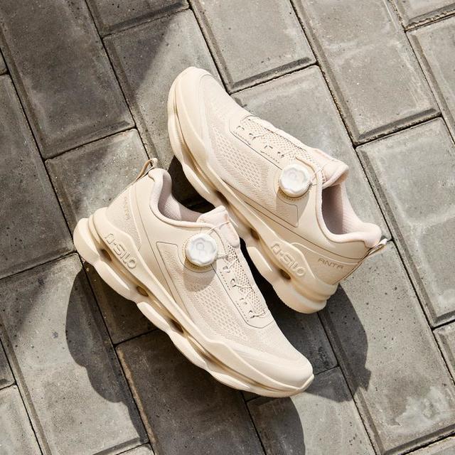 安踏 闪行 | 运动鞋女秋季通勤缓震健步鞋旋钮免系带休闲鞋