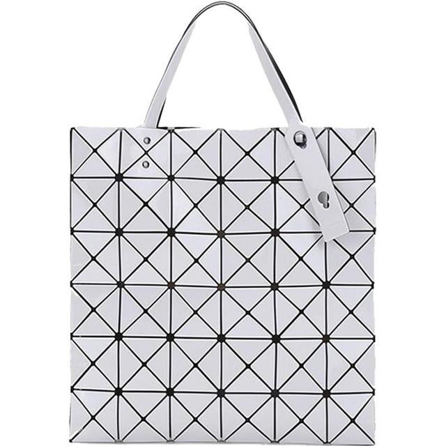 今日必买：三宅一生 六格手提单肩包保税仓发货520送礼