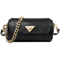 天美意（TEENMIX）女包褶皱牛皮单肩斜挎包圆筒波士顿包 黑色【休闲通勤】