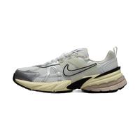 NIKE/耐克 V2K RUN 透气轻便 男子运动鞋 山峰白 47