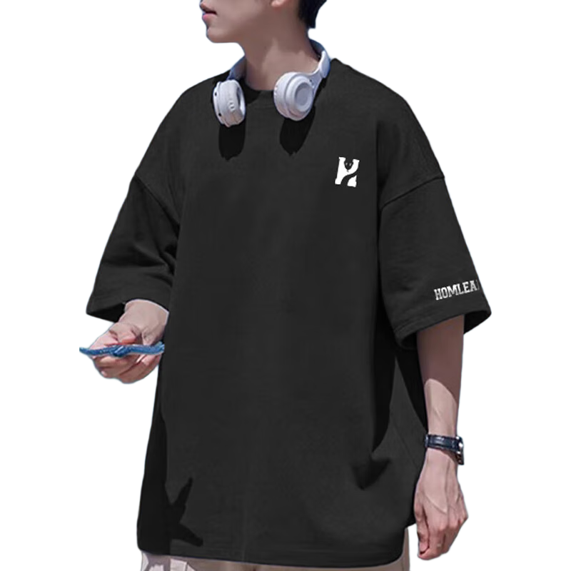 黑色