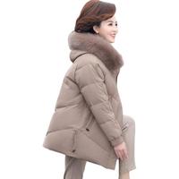 YAYA 鸭鸭羽绒服 鸭（YAYA） 妈冬装羽绒服女中长款中年外套洋气中老年人女装奶棉袄衣服 卡其色 90鸭绒