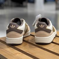 Adidas阿迪达斯三叶草经典时尚百搭防滑耐磨运动休闲滑板鞋JS3035