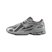 new balance 潮流液态银 运动鞋