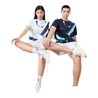 Calvin Klein Jeans夏季男女中性时尚醒目印花纯棉透气短袖T恤J317893 YAF-白色 M (135-150斤)