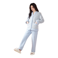 红豆居家法兰绒睡衣女冬季撞色提花加厚女士家居服 泡泡蓝 160/84A