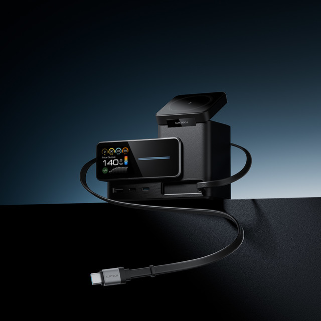 酷态科 15号超级电能站 140W