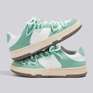 有券的上：飞跃 板鞋简约透气德训鞋男女复古新潮男女板鞋休闲百搭潮流鞋 白绿色 35