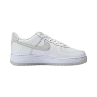 耐克NIKE【滔搏运动】男子AIR FORCE 1 07 LV8板鞋/复刻鞋 FN5832-100 42.5