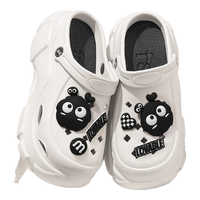 安尚芬洞洞鞋女夏季外穿透气踩屎感百搭运动居家增高厚底包头沙滩凉拖鞋 白色【黑白暴力熊】 38-39 【8.0cm厚底】