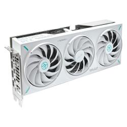 技嘉 RTX 3050 GAMING OC 8G 魔鹰 显卡 8GB 黑色
