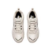 斯凯奇(Skechers)23年春男户外复古老爹鞋舒适运动跑步鞋894163 自然色/NAT 43