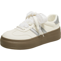 百思图 2025秋冬季时髦复古户外运动德训鞋厚底女休闲鞋