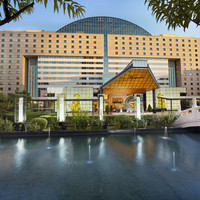 移动端：北京燕莎中心凯宾斯基饭店1晚+干杯套餐+房型升级礼遇