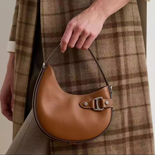 今日必买：RALPH LAUREN 拉夫劳伦 女款 Tasha系列 皮革斜挎包 二色可选