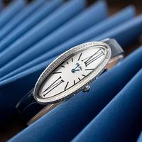 Folli Follie 个性女款真皮满钻长橄榄石英腕表