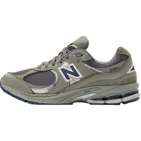  new balance 复古 运动鞋  42(脚长26.5CM） 通用