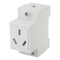 正泰 AC30 AC30-110 16A三孔插座