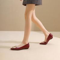 NINE WEST 玖熙 头层羊皮尖头粗跟女鞋子春秋冬季撞色方扣简约百搭气质时装鞋