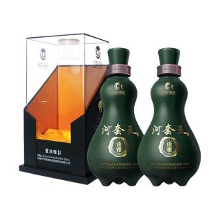  纯粮 浓香型白酒  52%Vol. 包装 500ml