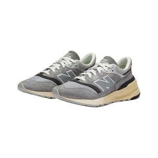 new balance 997R 复古低帮跑步鞋