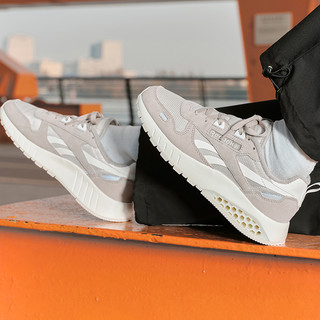  Reebok/锐步 缓震蜂巢 男女款跑鞋