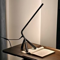 三足台灯立式小台灯极简创意卧室客厅个性床头灯