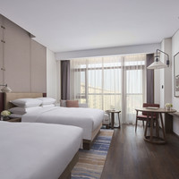 移动端：MARRIOTT 北京延庆万豪酒店1晚+双人周日至周四午餐套餐或周五周六自助晚餐+双人4小时雪票或沐沄温泉双人汤泉票二选一