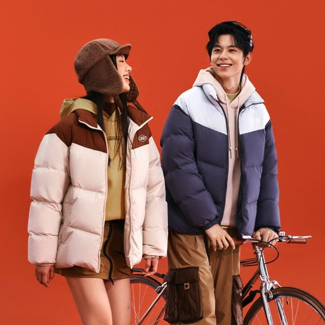今日必买：斯凯奇 男女同款面包羽绒服 L324U104