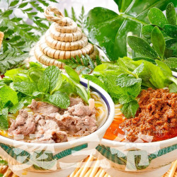 烫三爷·云南鲜烫牛肉米线 招牌鲜烫牛肉+云南炸酱米线双人套餐兑换券·1张 1次券
