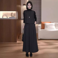 拉夏贝尔时尚套装女2025秋季显瘦减龄马甲打底衫阔腿裤三件套