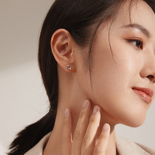 ZHOU LIU FU/周六福（ZLF） S925银饰耳钉女海豚气质耳坠耳针简约耳饰 925银 女士 优雅风