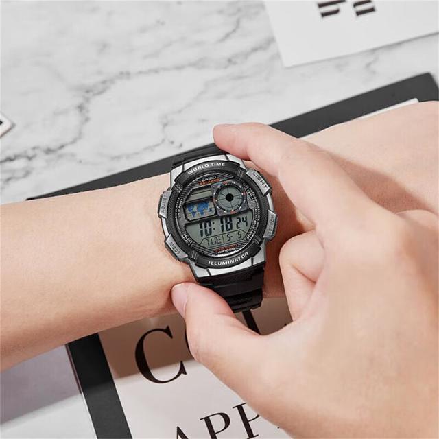 CASIO 46毫米石英腕表 AE-1000W-1B