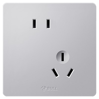 BULL 公牛 开关插座 G12系列10A斜五孔插座86型插座面板G12Z223AS奶油风银色