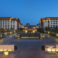 移动端：Hyatt Hotels Corporation 北京世园凯悦酒店1晚+世园公园2大1小门票+古生物研学基地2大1小门票+隆庆街非遗手作1人门票+植物馆2大1小门票...