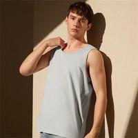 曼妮芬 亲肤裸感无痕细腻棉感弹力圆领窄肩男士打底背心上衣可外穿舒适