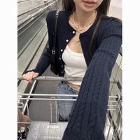 零柒零捌美式复古学院风麻花针织开衫女早春毛衣外套甜辣小上衣