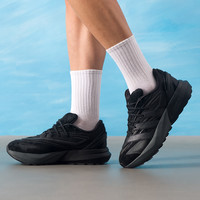 adidas LIGHTBLAZE ATR 男款跑步鞋 JP7772