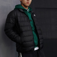 保暖服饰：adidas 男款立领羽绒服 600蓬鸭绒 JVA69