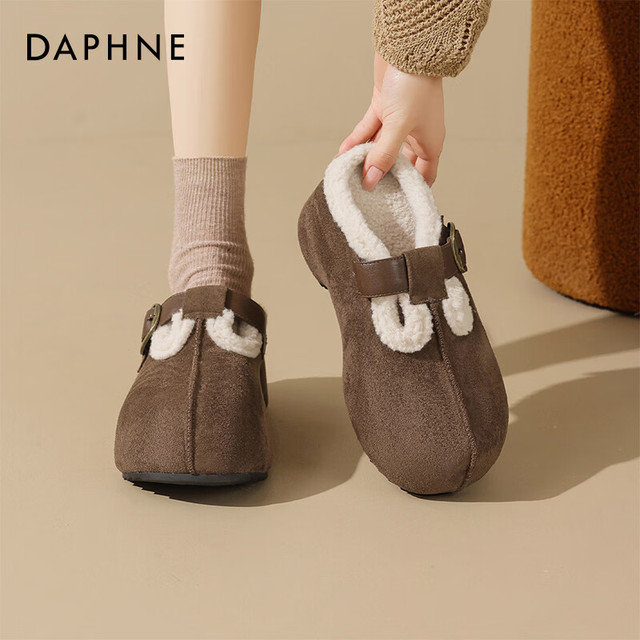 达芙妮 厚底雪地靴 加绒保暖勃肯鞋 咖色