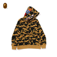 BAPE男装25年秋冬迷彩鲨鱼连帽卫衣外套开衫007151P