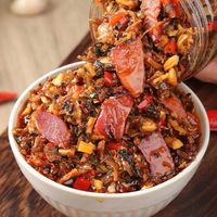 曲记 外婆菜腊肉去皮去肥肉微辣咸香雪里蕻罐装湖南下饭菜280g瓶装