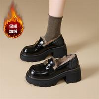 星期六 ST&SAT 女士秋冬加绒乐福鞋 山茶花高跟鞋