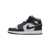 AIR JORDAN AIR JORDAN 1 MID SE 儿童运动鞋