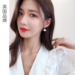 DAISY BEAUTY 感耳环女潮贝母扇形气质耳钉女礼物