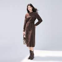秋水伊人 文艺简约风平绒连衣裙女2024冬季新款显瘦通勤木耳边长裙
