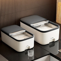 家の物语 日本食品级专用米桶防虫储米箱家用厨房面粉桶米缸大米收纳盒面桶 白灰色大号米桶