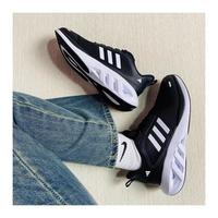 adidas 中性跑步鞋